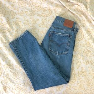 Levi’s Wedgie Straight Jeans